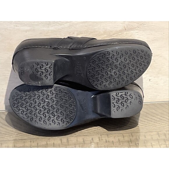 dansko-womens-professional-  dansko womens Black leather clogs shoes slip on size 40 US 9.5 or 10 Tamara